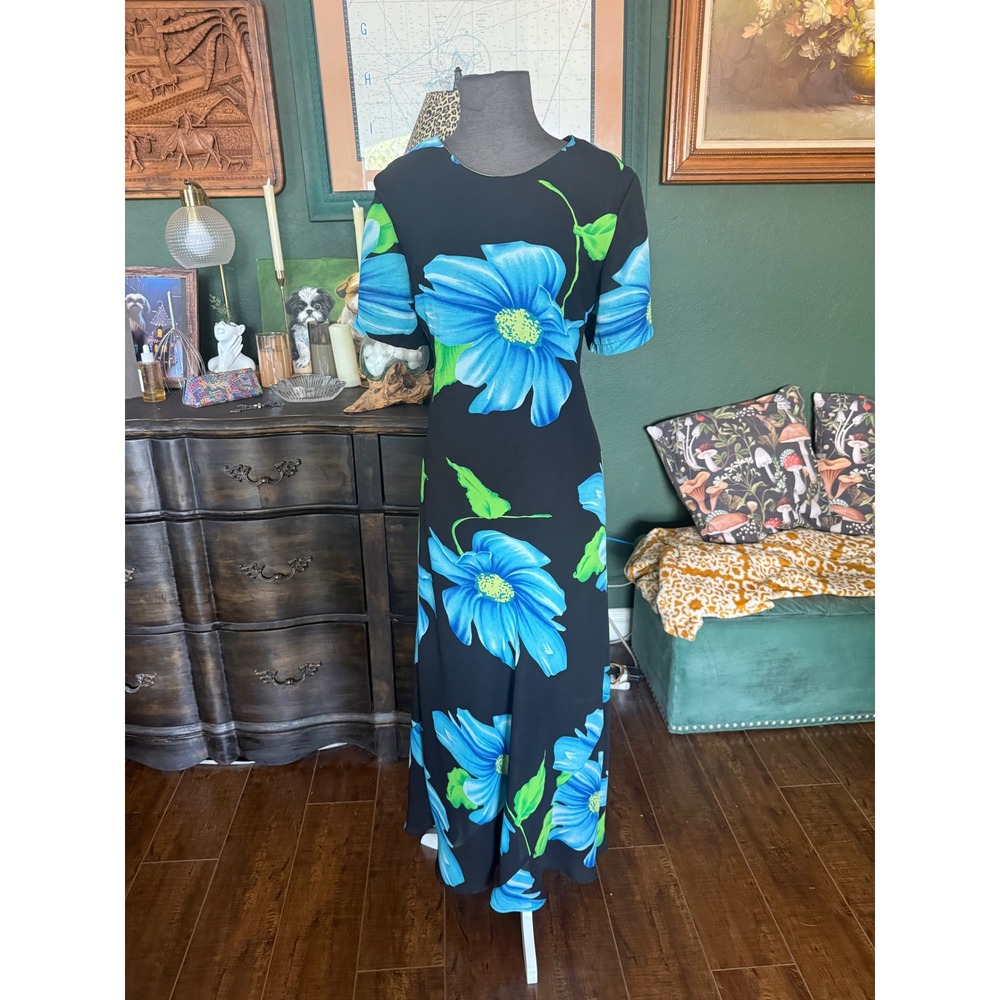 Gabrielle Vintage Floral Maxi Dress Black Blue Green Short Sleeve Long Gown